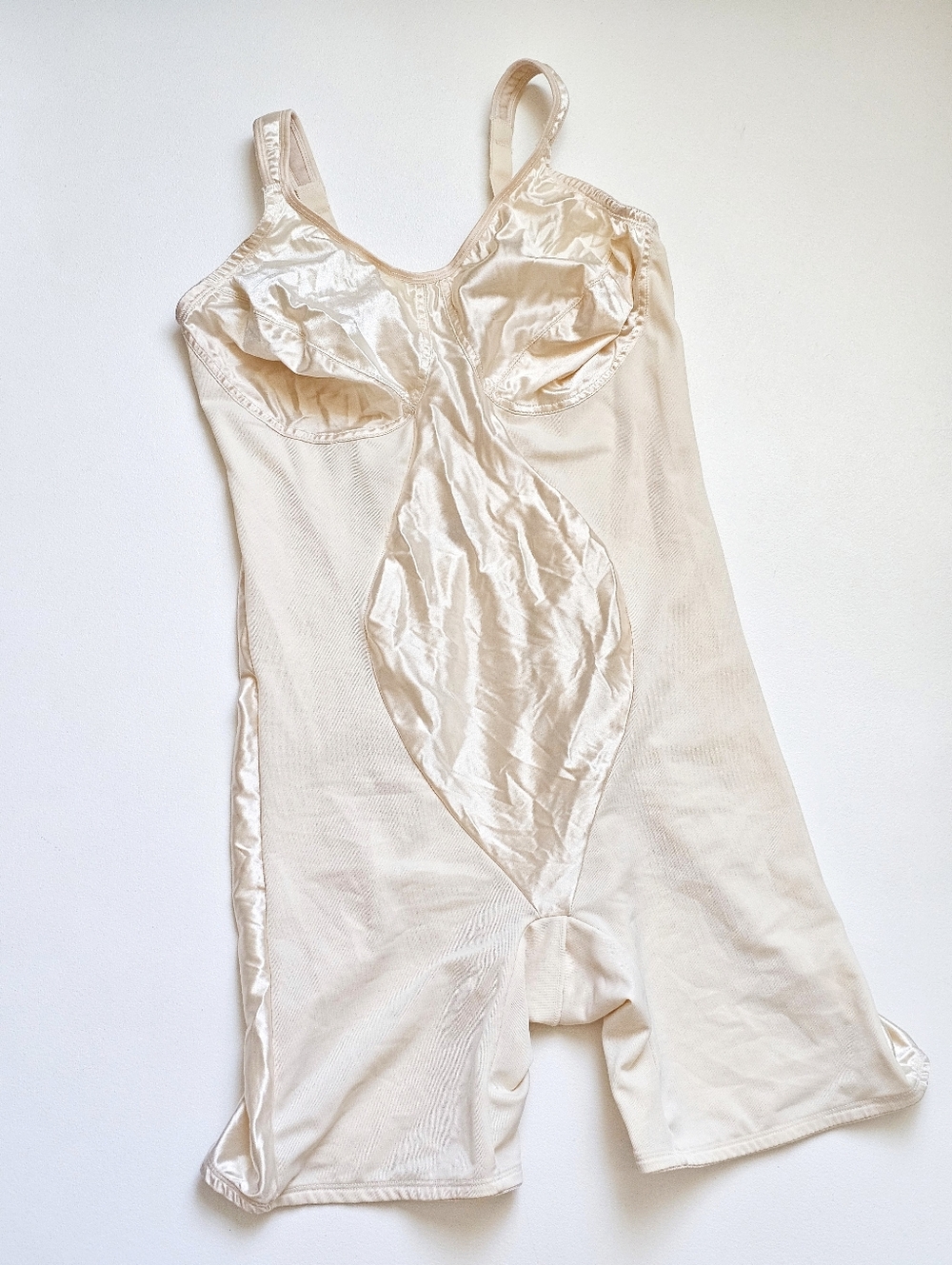 🇺🇸 Vintage TARA Shapewear Bodysuit 42C Nude Open Bust Thigh Slimmer USA